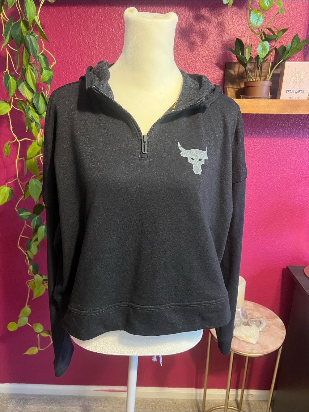 Under Armour Project Rock Warrior Mana cropped sweatshirt